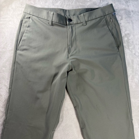 Lululemon ABC Pants Men Sz 34 Slim Fit Green Commission Warpstreme Chino LM5AF3S - Picture 2 of 11